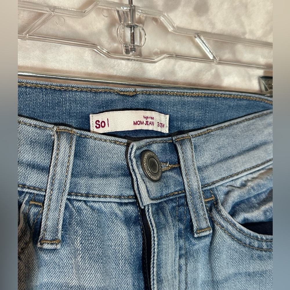So Hi-Rise Mom Jeans - Picture 3 of 3